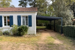 Carport aluminium avec couverture en polycarbonate